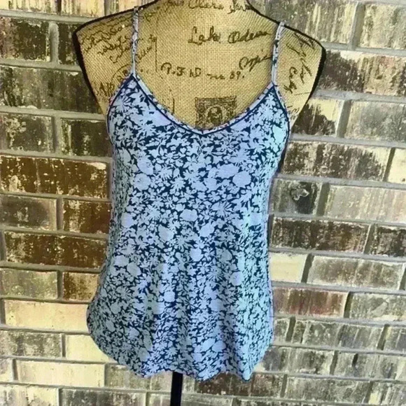 NWOT Love by GAP top - Picture 1 of 8